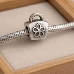 Pandora .925 Sterling Silver Purse Pocketbook Handbag Bead Charm EUC ALE #268
